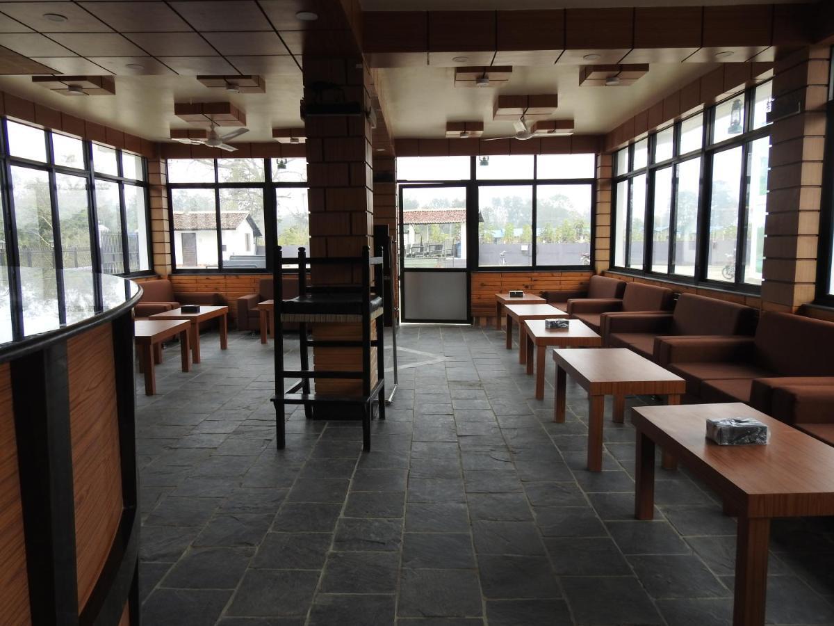 Babai Resort Pvt Ltd Bardiya Ngoại thất bức ảnh