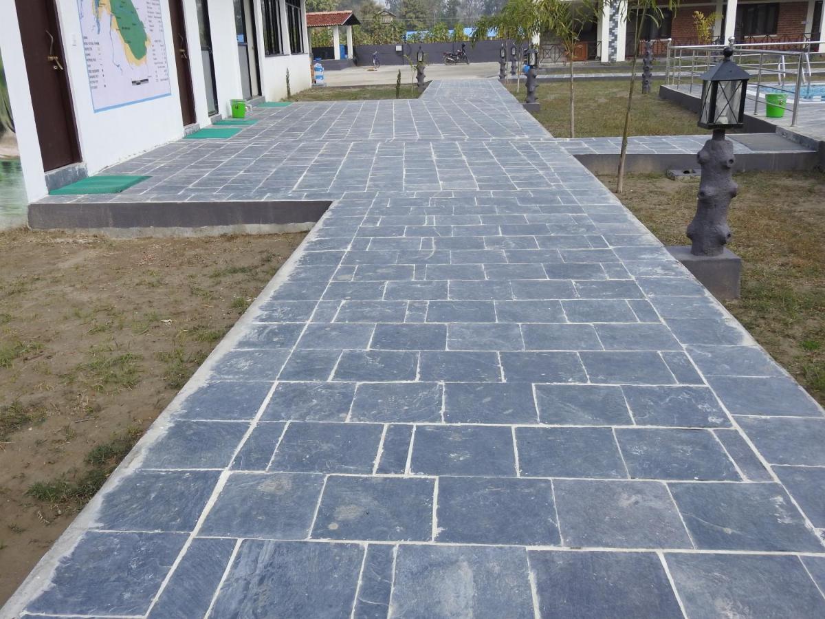 Babai Resort Pvt Ltd Bardiya Ngoại thất bức ảnh